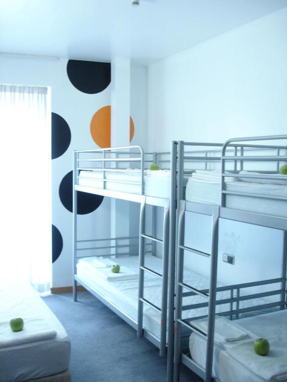 Quintuple Room
