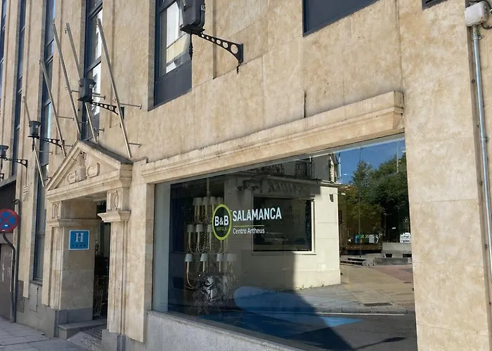 Hotel 5 Estrellas Artheus Carmelitas Salamanca